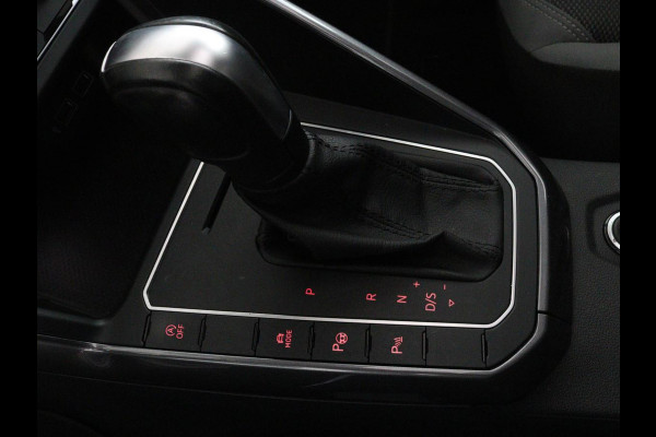 Volkswagen Polo 1.0 TSI R Line | Panoramadak | Stoelverwarming | Adaptive cruise | Climate control | Park Assist | Carplay | Navigatie