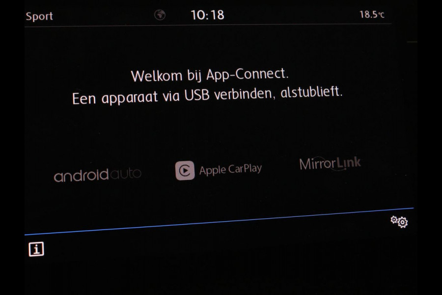 Volkswagen Polo 1.0 TSI R Line | Panoramadak | Stoelverwarming | Adaptive cruise | Climate control | Park Assist | Carplay | Navigatie