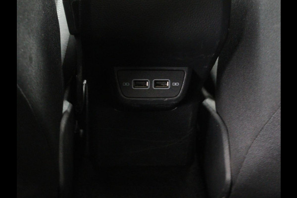 Volkswagen Polo 1.0 TSI R Line | Panoramadak | Stoelverwarming | Adaptive cruise | Climate control | Park Assist | Carplay | Navigatie