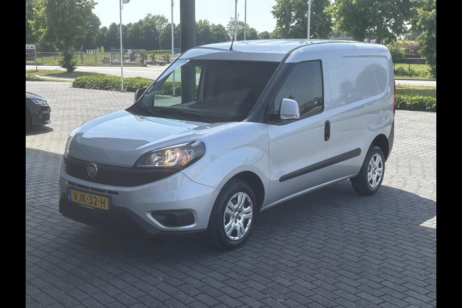 Fiat Dobló Cargo 1.3 MJ L1H1 SX*A/C*NAVI*TEL*PDC*