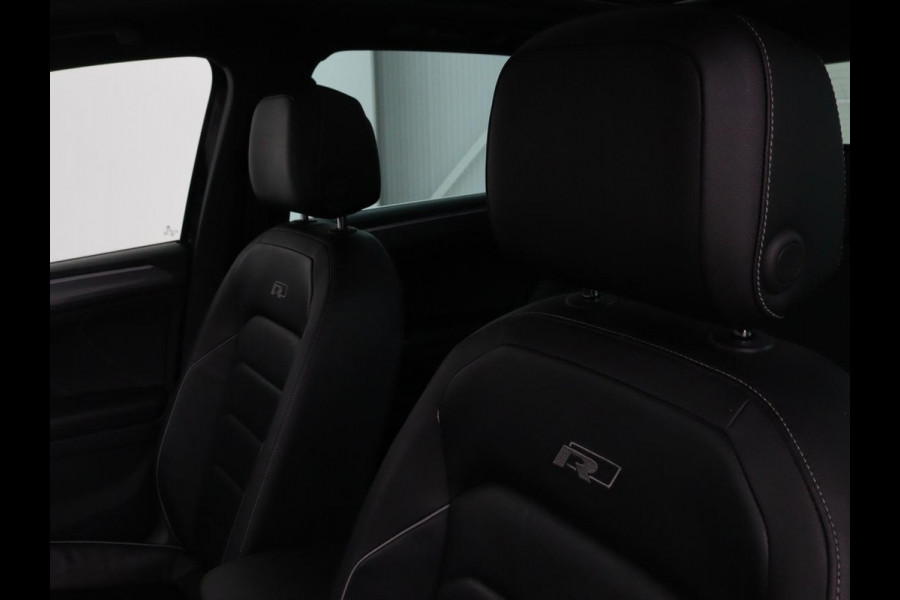 Volkswagen Tiguan 1.4 TSI R Line | Panoramadak | Leder | Stoelverwarming | Trekhaak | Carplay | 360 camera | Virtual Cockpit | Navigatie | Adaptive cruise | 19'' lichtmetalen velgen