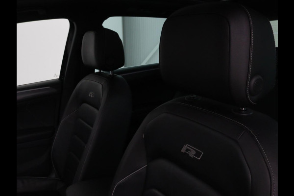 Volkswagen Tiguan 1.4 TSI R Line | Panoramadak | Leder | Stoelverwarming | Trekhaak | Carplay | 360 camera | Virtual Cockpit | Navigatie | Adaptive cruise | 19'' lichtmetalen velgen