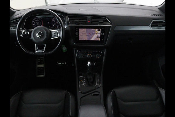 Volkswagen Tiguan 1.4 TSI R Line | Panoramadak | Leder | Stoelverwarming | Trekhaak | Carplay | 360 camera | Virtual Cockpit | Navigatie | Adaptive cruise | 19'' lichtmetalen velgen
