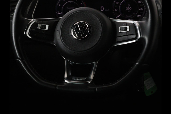 Volkswagen Tiguan 1.4 TSI R Line | Panoramadak | Leder | Stoelverwarming | Trekhaak | Carplay | 360 camera | Virtual Cockpit | Navigatie | Adaptive cruise | 19'' lichtmetalen velgen