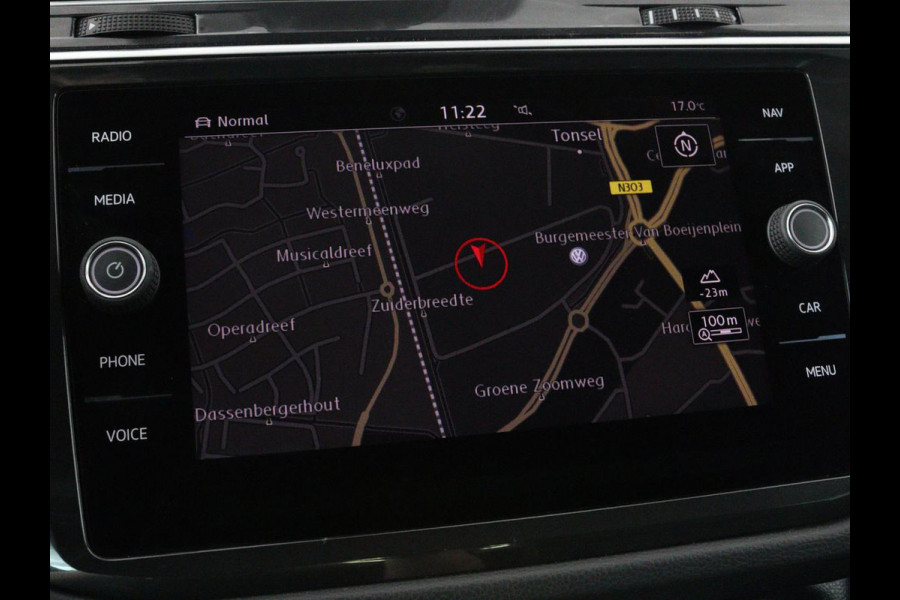 Volkswagen Tiguan 1.4 TSI R Line | Panoramadak | Leder | Stoelverwarming | Trekhaak | Carplay | 360 camera | Virtual Cockpit | Navigatie | Adaptive cruise | 19'' lichtmetalen velgen