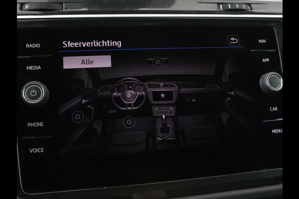 Volkswagen Tiguan 1.4 TSI R Line | Panoramadak | Leder | Stoelverwarming | Trekhaak | Carplay | 360 camera | Virtual Cockpit | Navigatie | Adaptive cruise | 19'' lichtmetalen velgen
