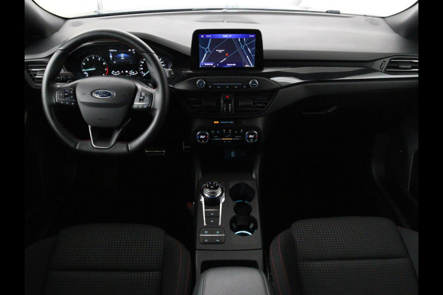 Ford Focus 1.5 EcoBoost ST Line | Trekhaak | B&O Sound | Carplay | Navigatie | Full LED | Climate control | Keyless | PDC | Sportstoelen