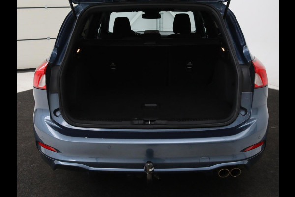 Ford Focus 1.5 EcoBoost ST Line | Trekhaak | B&O Sound | Carplay | Navigatie | Full LED | Climate control | Keyless | PDC | Sportstoelen