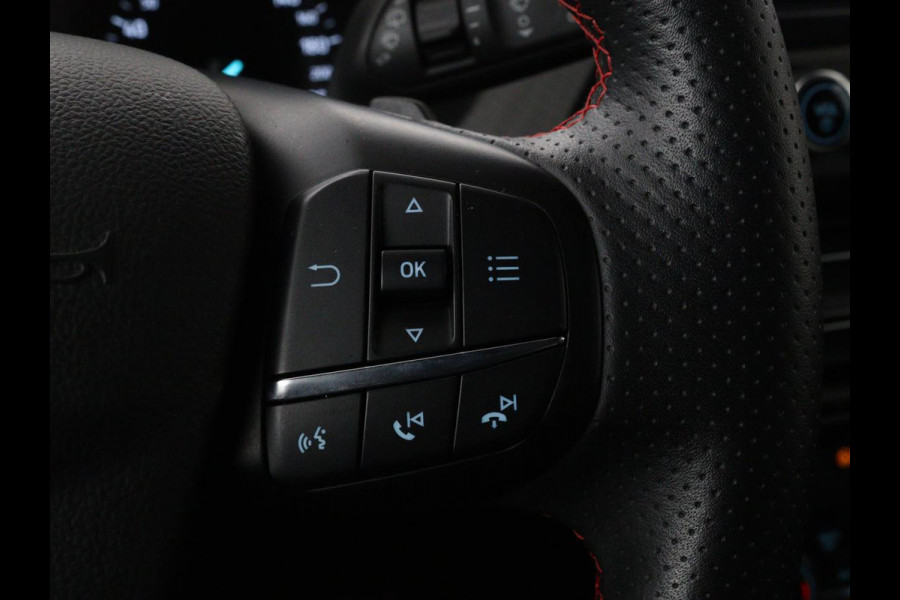Ford Focus 1.5 EcoBoost ST Line | Trekhaak | B&O Sound | Carplay | Navigatie | Full LED | Climate control | Keyless | PDC | Sportstoelen