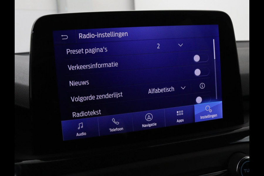 Ford Focus 1.5 EcoBoost ST Line | Trekhaak | B&O Sound | Carplay | Navigatie | Full LED | Climate control | Keyless | PDC | Sportstoelen