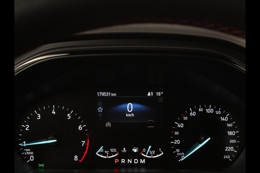 Ford Focus 1.5 EcoBoost ST Line | Trekhaak | B&O Sound | Carplay | Navigatie | Full LED | Climate control | Keyless | PDC | Sportstoelen