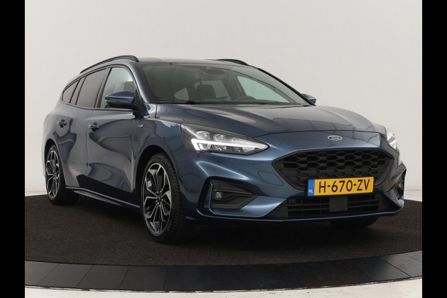 Ford Focus 1.5 EcoBoost ST Line | Trekhaak | B&O Sound | Carplay | Navigatie | Full LED | Climate control | Keyless | PDC | Sportstoelen