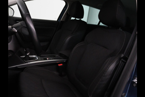 Renault Mégane 1.3 TCe Limited | Trekhaak | Navigatie | Keyless | Climate control | Parkeerhulp | Cruise control | Bluetooth | DAB