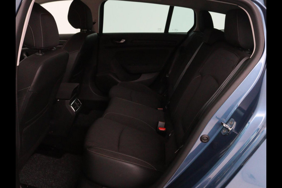 Renault Mégane 1.3 TCe Limited | Trekhaak | Navigatie | Keyless | Climate control | Parkeerhulp | Cruise control | Bluetooth | DAB