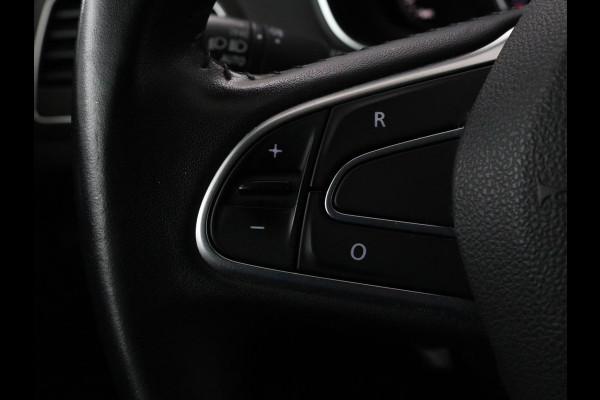 Renault Mégane 1.3 TCe Limited | Trekhaak | Navigatie | Keyless | Climate control | Parkeerhulp | Cruise control | Bluetooth | DAB