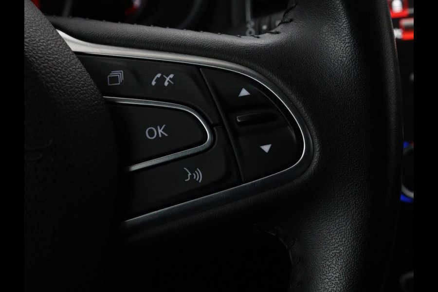 Renault Mégane 1.3 TCe Limited | Trekhaak | Navigatie | Keyless | Climate control | Parkeerhulp | Cruise control | Bluetooth | DAB