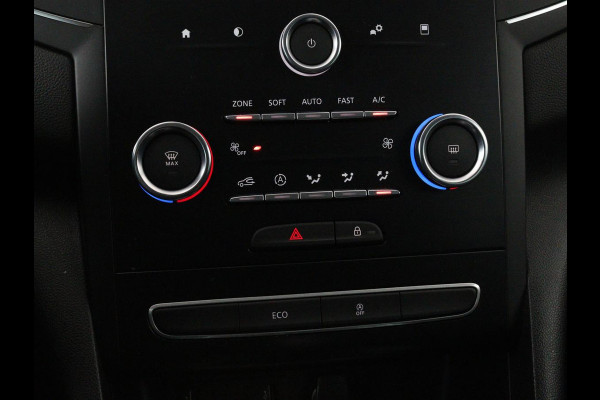 Renault Mégane 1.3 TCe Limited | Trekhaak | Navigatie | Keyless | Climate control | Parkeerhulp | Cruise control | Bluetooth | DAB
