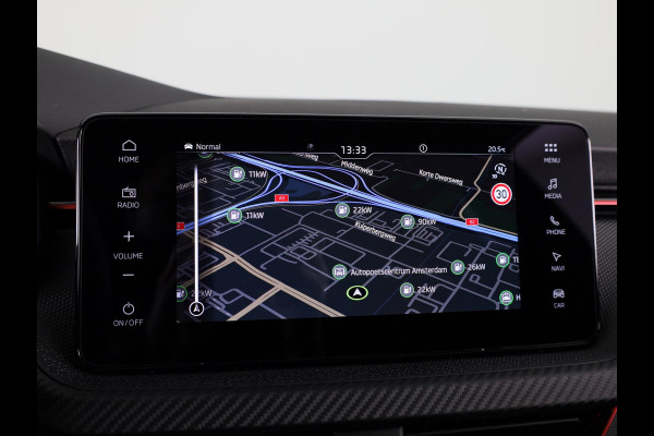 Škoda Kamiq 1.0 TSI Monte Carlo 115pk DSG-7 | Navigatiepakket | 18 inch | Adaptive Cruise | Dode hoek sensoren | Panoramadak | Stoelverwarming