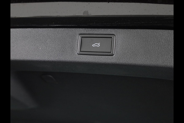 Škoda Kamiq 1.0 TSI Monte Carlo 115pk DSG-7 | Navigatiepakket | 18 inch | Adaptive Cruise | Dode hoek sensoren | Panoramadak | Stoelverwarming