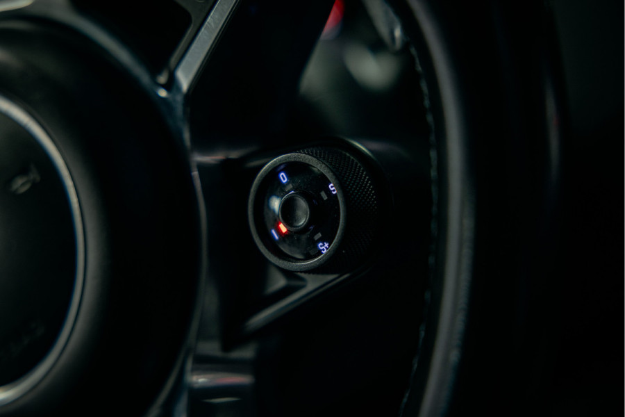 Porsche Cayenne 3.0 | Burmester | sportuitlaat | Pano | 360 camera | Stoelverwarming en ventilatie |