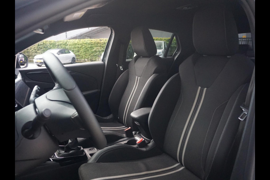 Opel Corsa 1.2 Turbo GS Keyless entry | Climate control