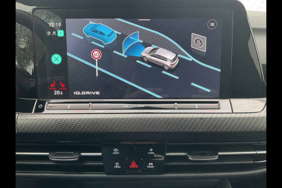 Volkswagen Golf 1.5 eTSI R-Line Business+ Automaat Adap.Cruise Stoel/Stuurverw Led Sfeerverlichting!