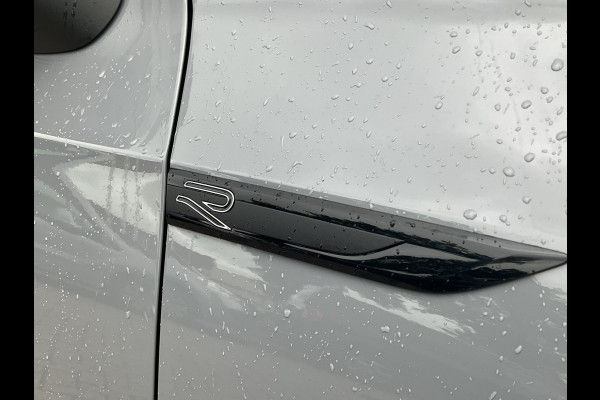 Volkswagen Golf 1.5 eTSI R-Line Business+ Automaat Adap.Cruise Stoel/Stuurverw Led Sfeerverlichting!