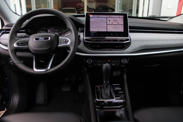 Jeep Compass 1.3T LONGITUDE AUTOMAAT | NAVIGATIE | ACHTERUITRIJCAMERA | PARKEERSENSOREN | APPLE CARPLAY / ANDROID AUTO | LICHTMETALEN VELGEN | LED KOPLAMPEN | LED MISTLAMPEN | ADAPTIVE CRUISE CONTROL | KEYLESS ENTRY / START | DRAADLOOS TELEFOONLADER | CLIMATE CONTROL |