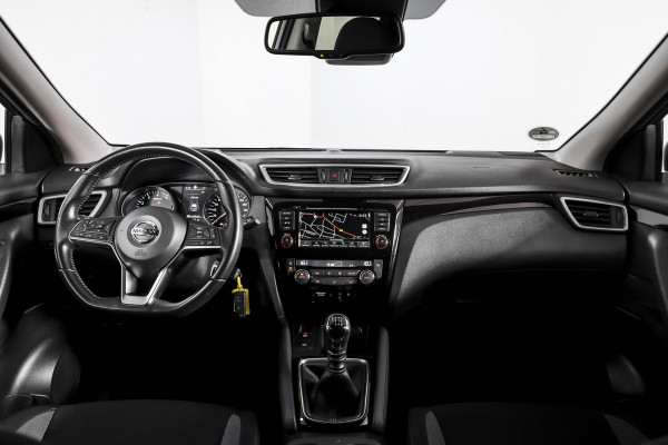 Nissan QASHQAI 1.3 DIG-T 140 PK Acenta | Pano | Cruise | Trekhaak | PDC | Camera | NAV+Android Auto | ECC | LM 17" |