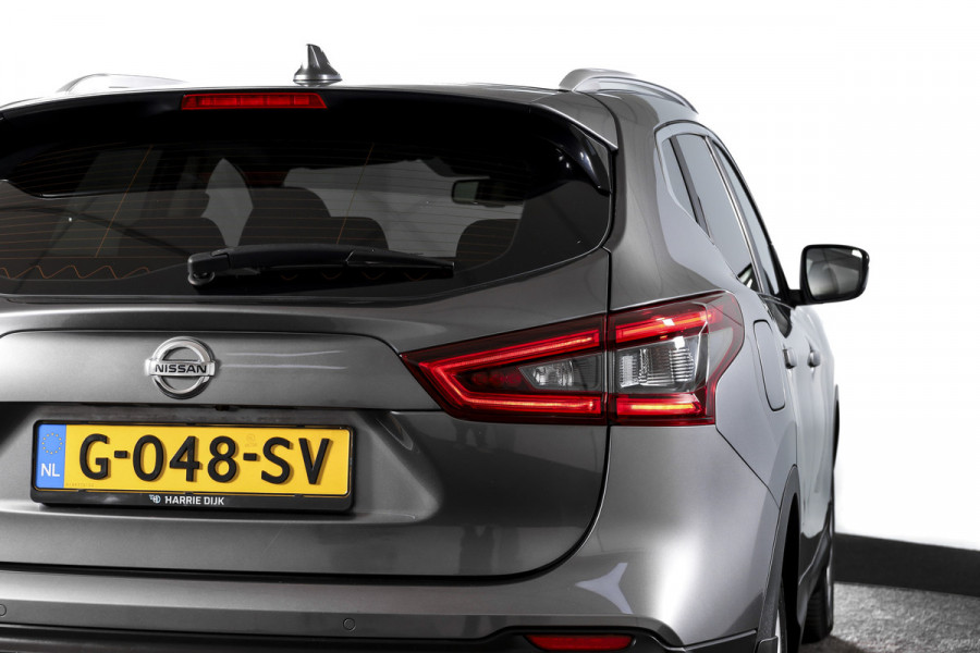 Nissan QASHQAI 1.3 DIG-T 140 PK Acenta | Pano | Cruise | Trekhaak | PDC | Camera | NAV+Android Auto | ECC | LM 17" |
