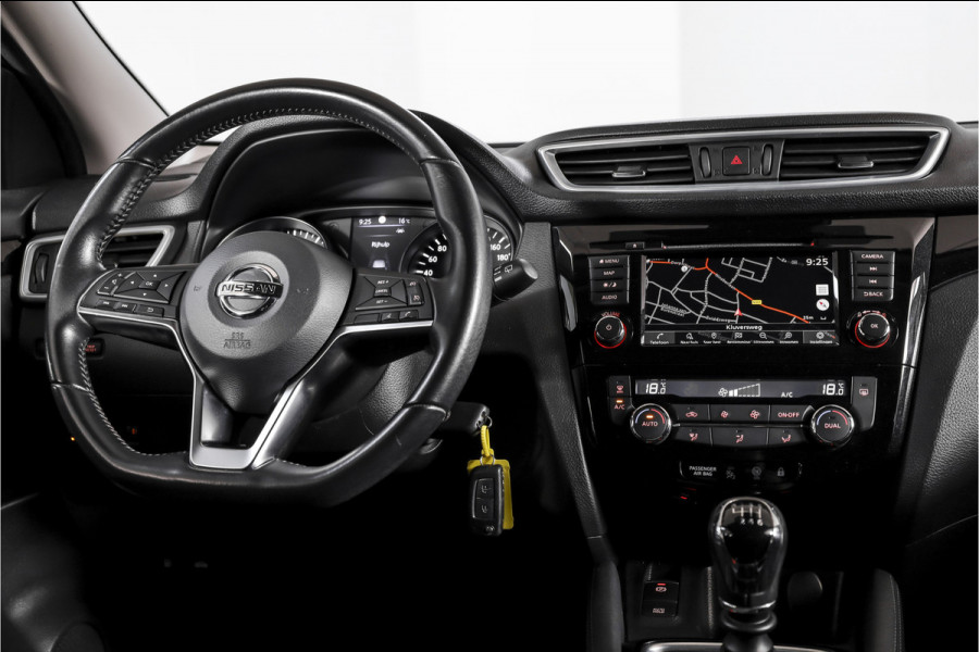 Nissan QASHQAI 1.3 DIG-T 140 PK Acenta | Pano | Cruise | Trekhaak | PDC | Camera | NAV+Android Auto | ECC | LM 17" |