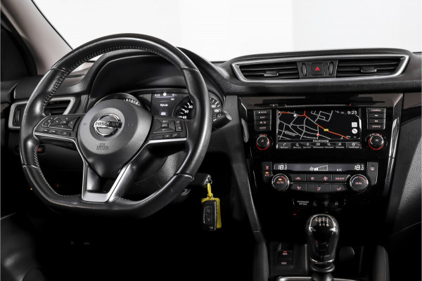 Nissan QASHQAI 1.3 DIG-T 140 PK Acenta | Pano | Cruise | Trekhaak | PDC | Camera | NAV+Android Auto | ECC | LM 17" |