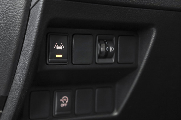 Nissan QASHQAI 1.3 DIG-T 140 PK Acenta | Pano | Cruise | Trekhaak | PDC | Camera | NAV+Android Auto | ECC | LM 17" |