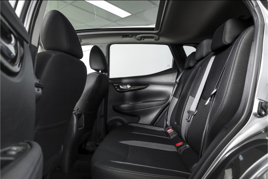 Nissan QASHQAI 1.3 DIG-T 140 PK Acenta | Pano | Cruise | Trekhaak | PDC | Camera | NAV+Android Auto | ECC | LM 17" |