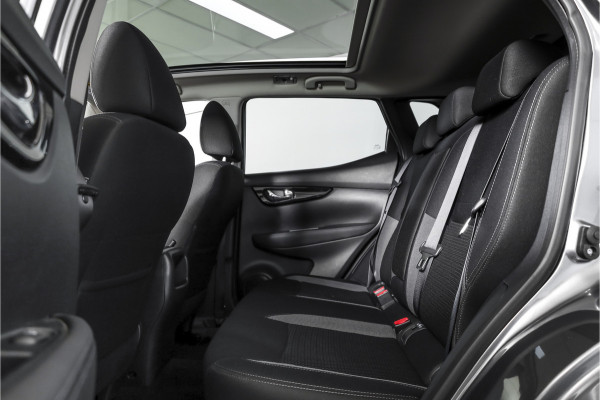 Nissan QASHQAI 1.3 DIG-T 140 PK Acenta | Pano | Cruise | Trekhaak | PDC | Camera | NAV+Android Auto | ECC | LM 17" |