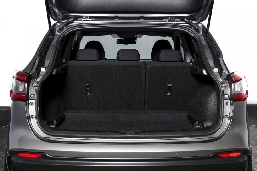 Nissan QASHQAI 1.3 DIG-T 140 PK Acenta | Pano | Cruise | Trekhaak | PDC | Camera | NAV+Android Auto | ECC | LM 17" |