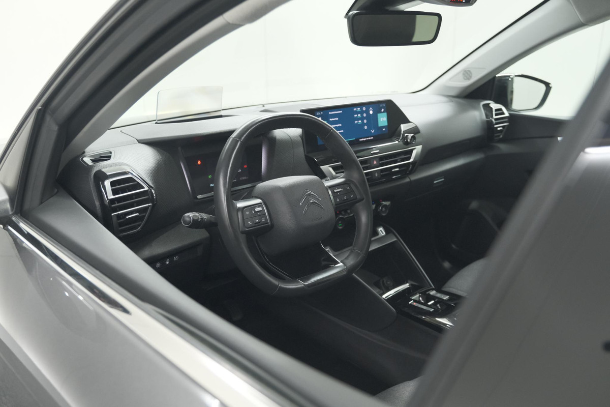 Citroën Ë-C4 Shine 50 kWh | Elektrisch Panoramadak | Camera | Adaptieve Cruise Control Citroën Ë-C4 Shine 50 kWh | Elektrisch Panoramadak | Camera | Adaptieve Cruise Control