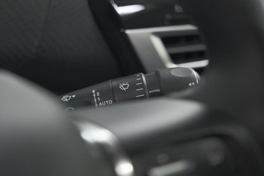 Citroën Ë-C4 Shine 50 kWh | Elektrisch Panoramadak | Camera | Adaptieve Cruise Control