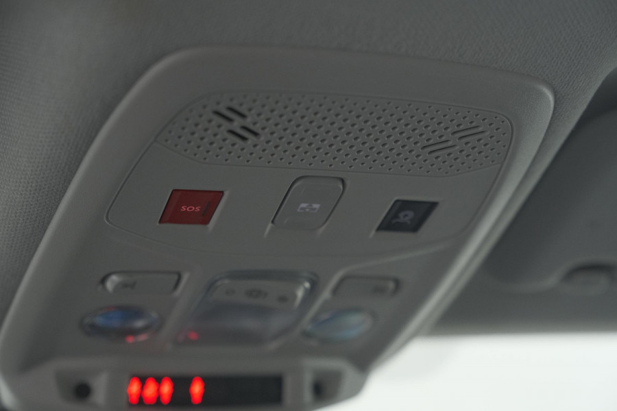 Citroën Ë-C4 Shine 50 kWh | Elektrisch Panoramadak | Camera | Adaptieve Cruise Control