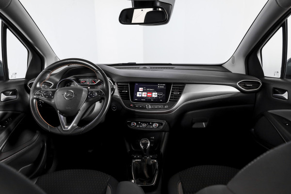 Opel Crossland X 1.2 Turbo 110 PK Innovation | Cruise | LED | Afn. Trekhaak | PDC | NAV + App. Connect | ECC | DAB | LM 16" |