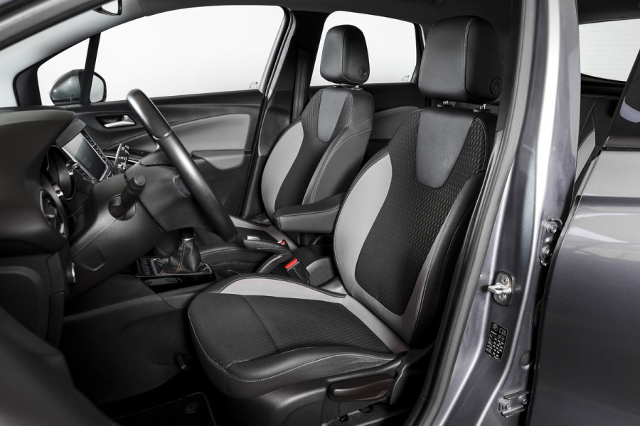 Opel Crossland X 1.2 Turbo 110 PK Innovation | Cruise | LED | Afn. Trekhaak | PDC | NAV + App. Connect | ECC | DAB | LM 16" |