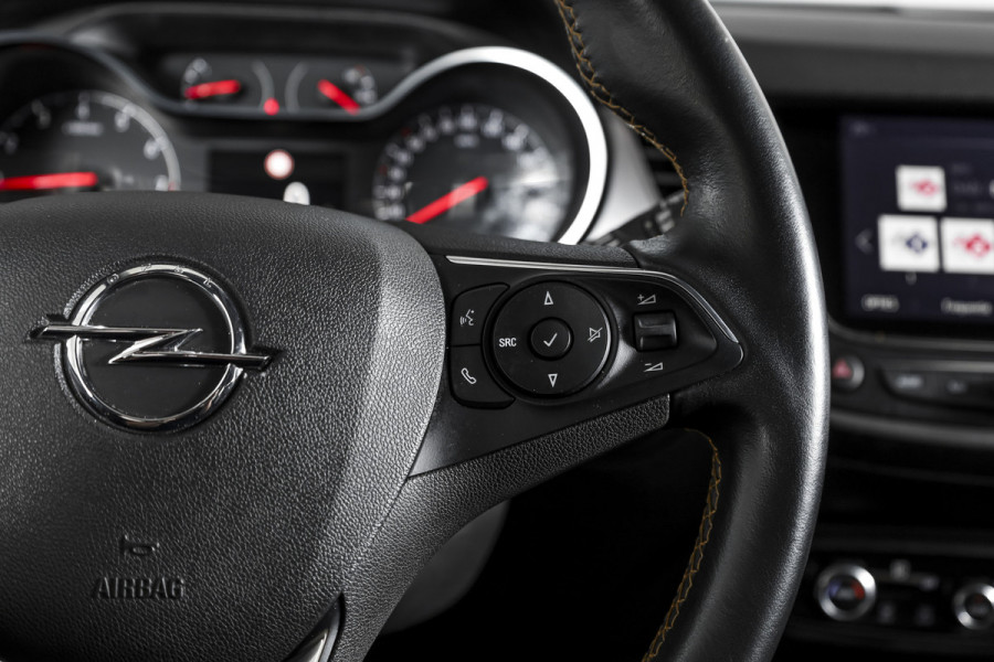 Opel Crossland X 1.2 Turbo 110 PK Innovation | Cruise | LED | Afn. Trekhaak | PDC | NAV + App. Connect | ECC | DAB | LM 16" |