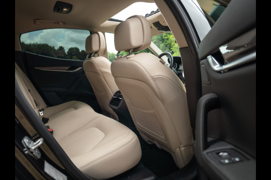 Maserati Ghibli 3.0 V6 350pk | Business Plus Pack | Premium Pack