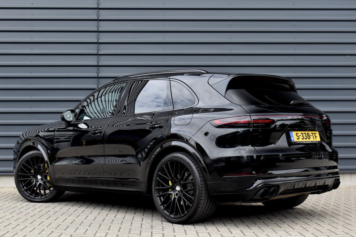 Porsche Cayenne 3.0 E-Hybrid 462pk | Panoramadak | 22'' Velgen | Matrix PDLS+ | Massage Stoelen | Trekhaak wegklapbaar | Bose | Porsche Cayenne 3.0 E-Hybrid 462pk | Panoramadak | 22'' Velgen | Matrix PDLS+ | Massage Stoelen | Trekhaak wegklapbaar | Bose |