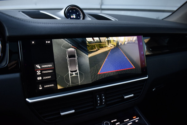 Porsche Cayenne 3.0 E-Hybrid 462pk | Panoramadak | 22'' Velgen | Matrix PDLS+ | Massage Stoelen | Trekhaak wegklapbaar | Bose |
