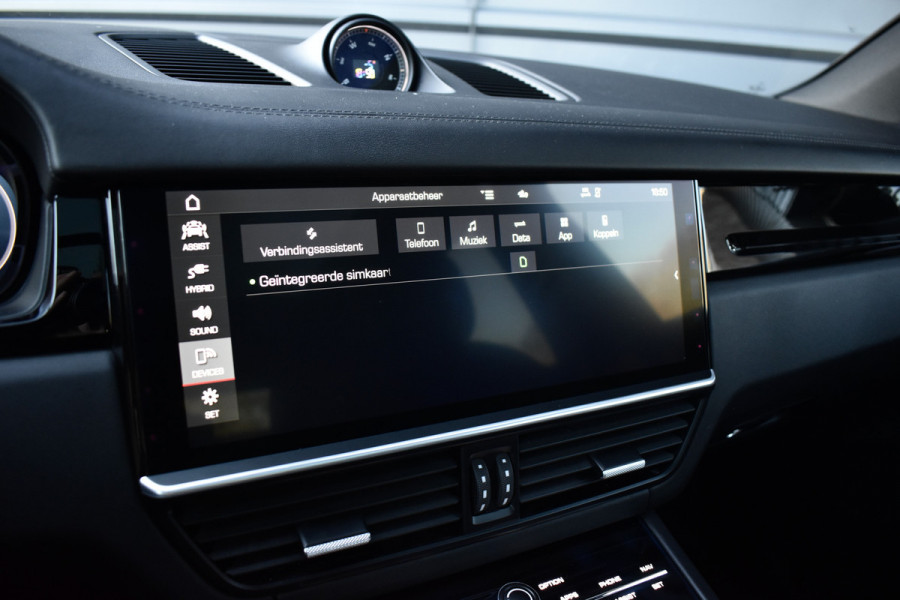 Porsche Cayenne 3.0 E-Hybrid 462pk | Panoramadak | 22'' Velgen | Matrix PDLS+ | Massage Stoelen | Trekhaak wegklapbaar | Bose |