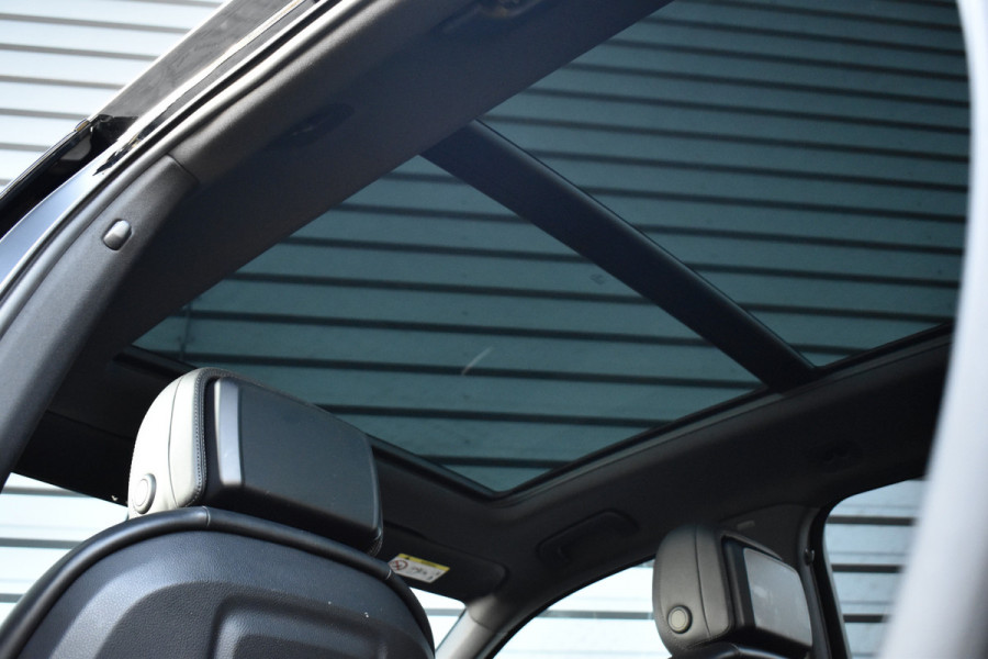 Porsche Cayenne 3.0 E-Hybrid 462pk | Panoramadak | 22'' Velgen | Matrix PDLS+ | Massage Stoelen | Trekhaak wegklapbaar | Bose |