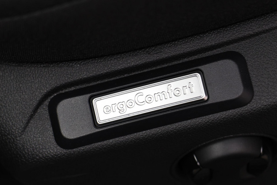 Volkswagen Caddy Cargo Maxi 2.0 TDI R-Line | LED | Camera | CarPlay | Lane DAB | Trekhaak | Keyless Go | Fabrieksgarantie