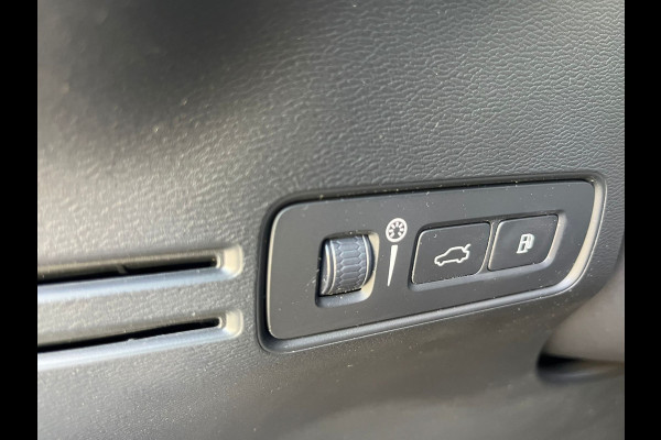 Volvo XC40 1.5 T5 Recharge Inscription | Pano | Leder | Elektr Achterklep | Full LED | (occasion)