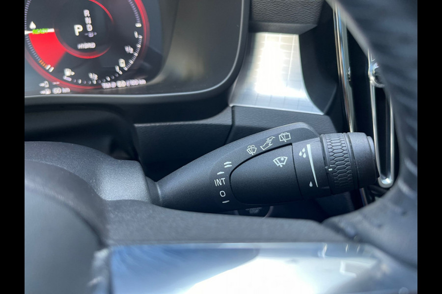Volvo XC40 1.5 T5 Recharge Inscription | Pano | Leder | Elektr Achterklep | Full LED | (occasion)